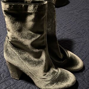 blueVelvet boots